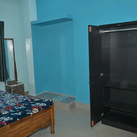 Mishra'S Homestay Puri Exterior photo
