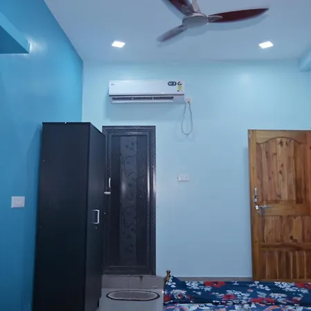 Mishra'S Homestay Puri Exterior photo