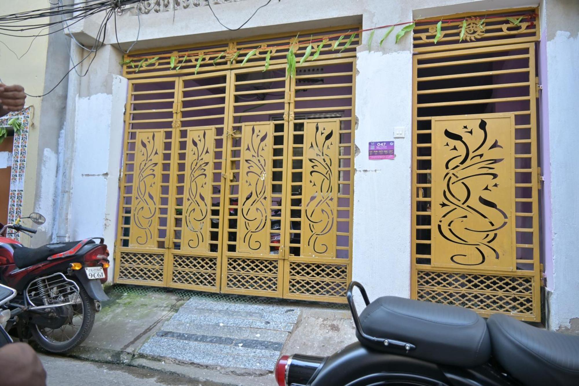 Mishra's * Puri